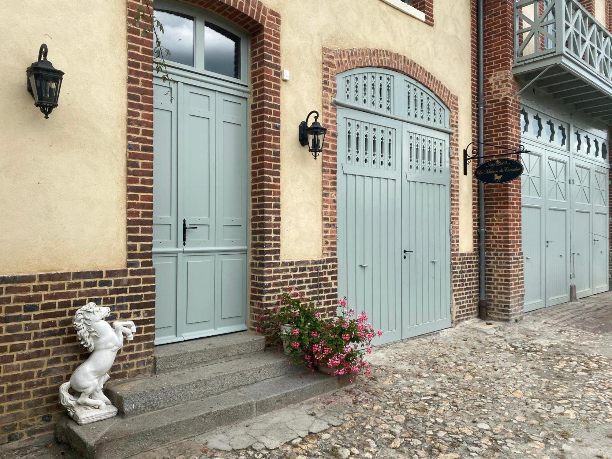 La Maison Du Cavalier, Chateau De Lavenue Pierrefitte-en-Auge 外观 照片