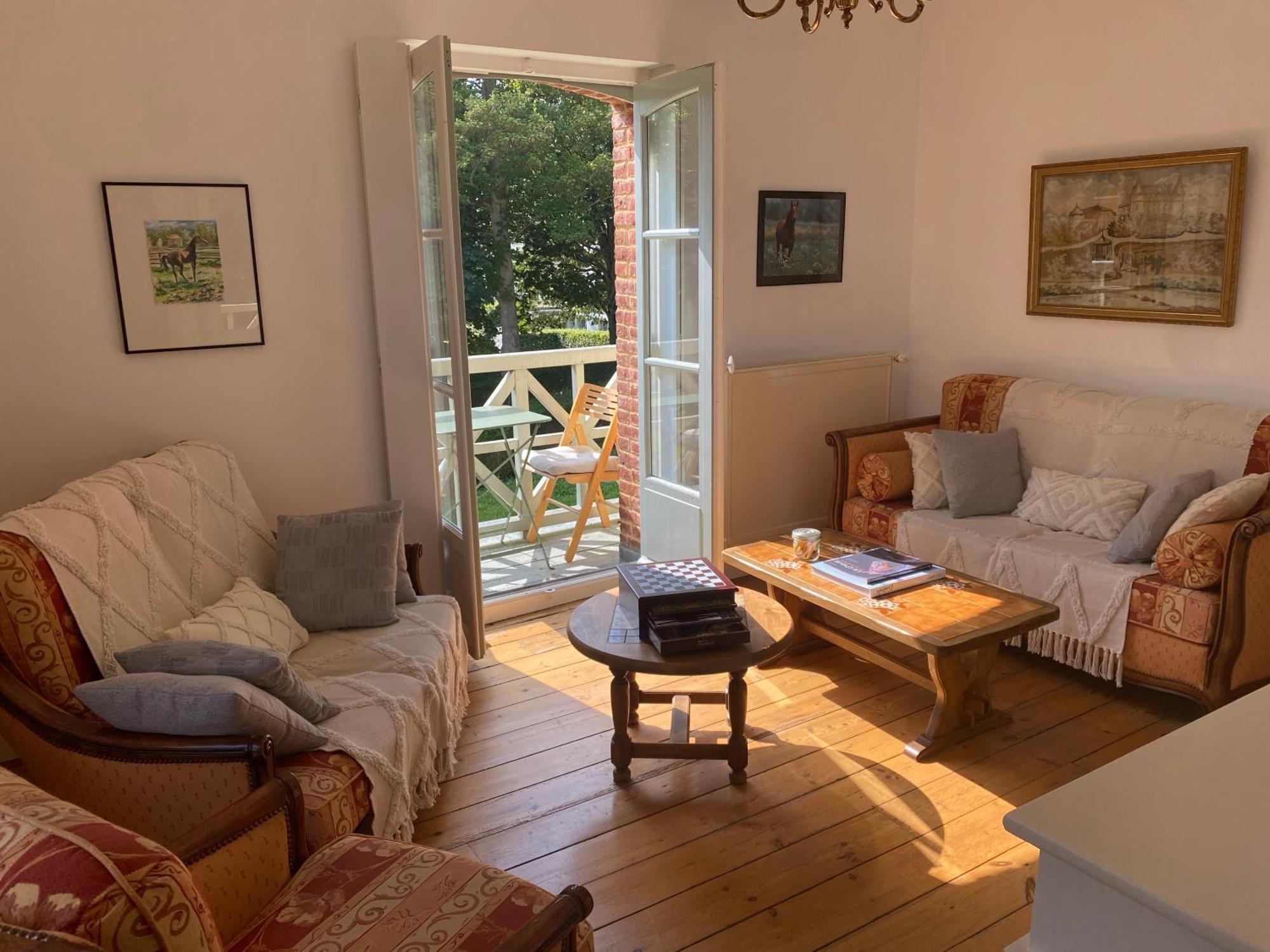 La Maison Du Cavalier, Chateau De Lavenue Pierrefitte-en-Auge 外观 照片